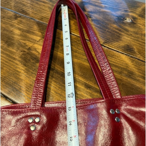 FOXY FIX Urban Chic Shiny Red Leather Tote Bag - Picture 10 of 11